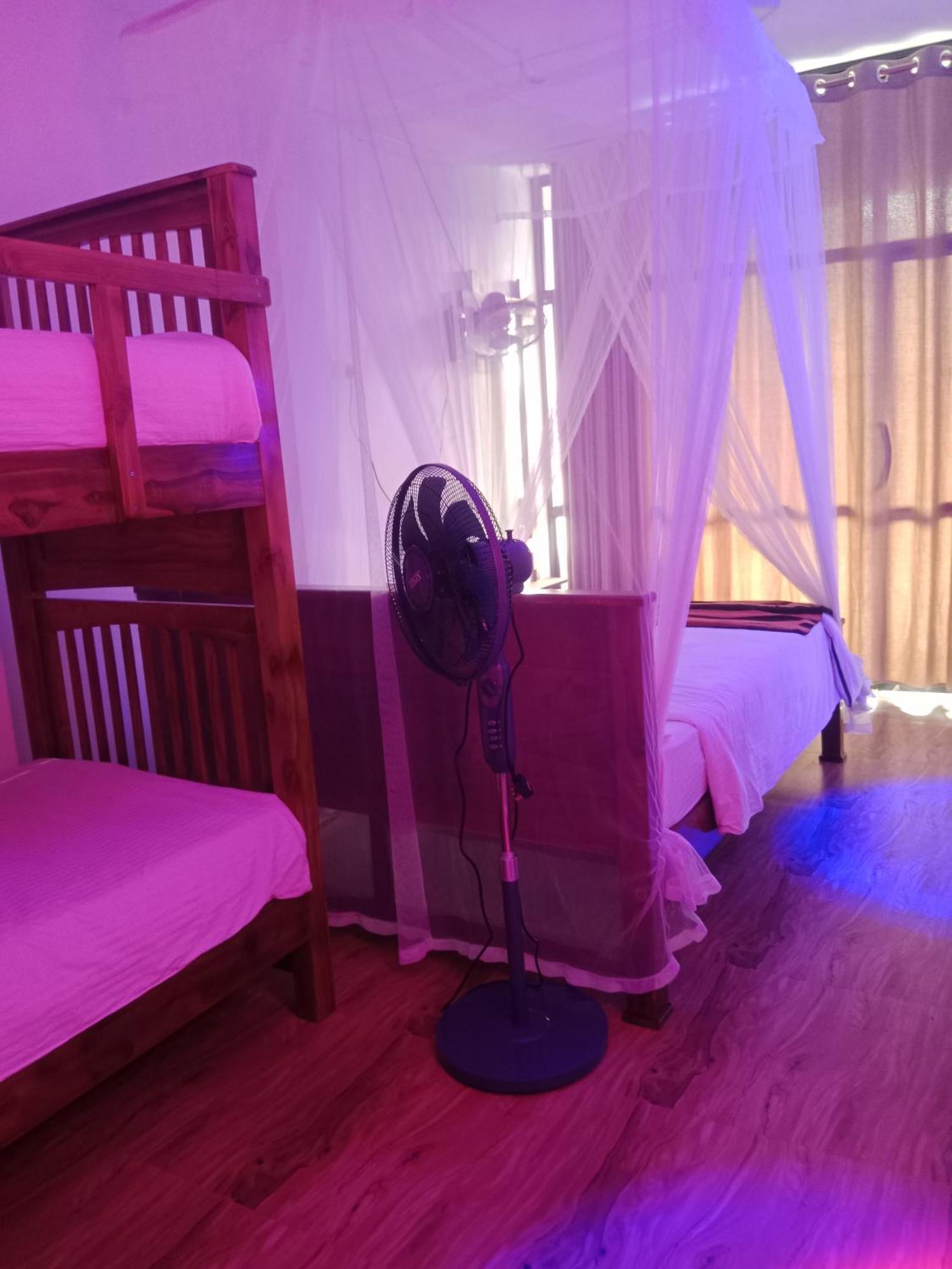 Ella Glory Inn Luaran gambar